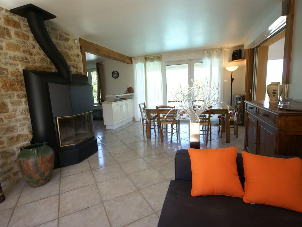 Modern Holiday Home With Private Pool Loubressac Номер фото