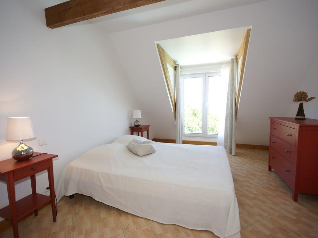 Modern Holiday Home With Private Pool Loubressac Номер фото