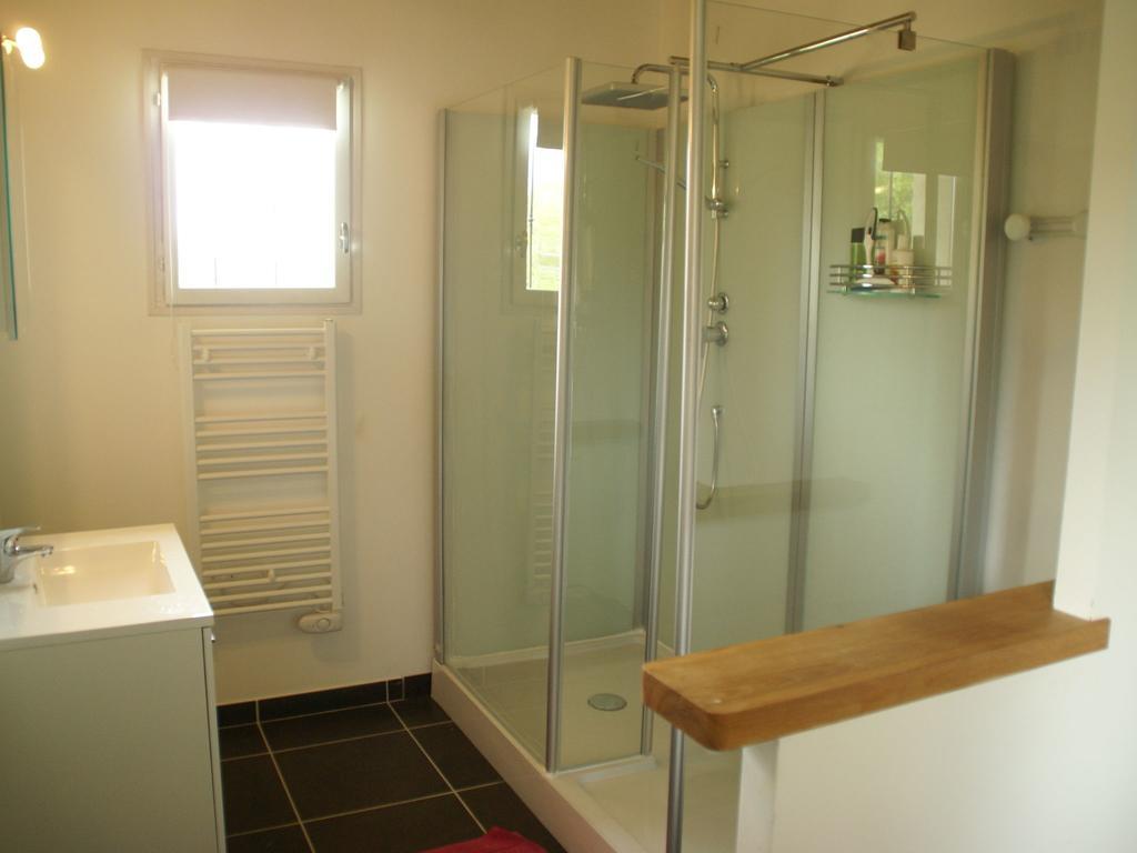 Modern Holiday Home With Private Pool Loubressac Экстерьер фото